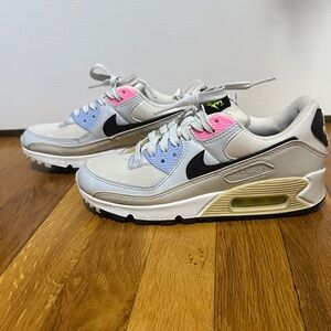 Nike Air White and Pink Sneakers